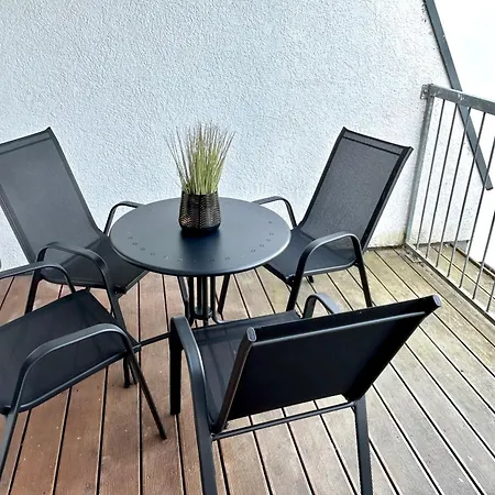 Bhv-3- Und 5-Zimmer Wohnungen Mit Terrasse, 24H Self-Check-In, Tv, Internet, Disneyplus, Waschmaschine Bremerhaven Exterior photo